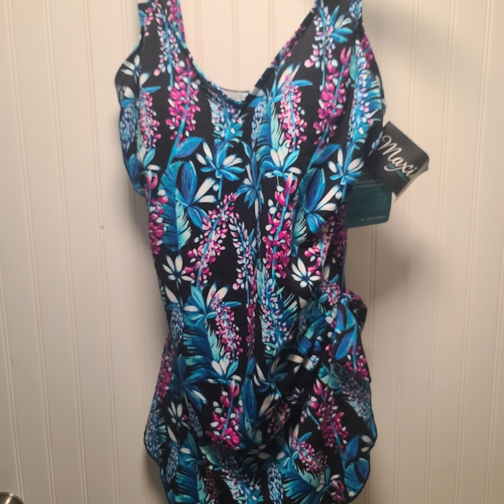 Maxine of Hollywood spa suit